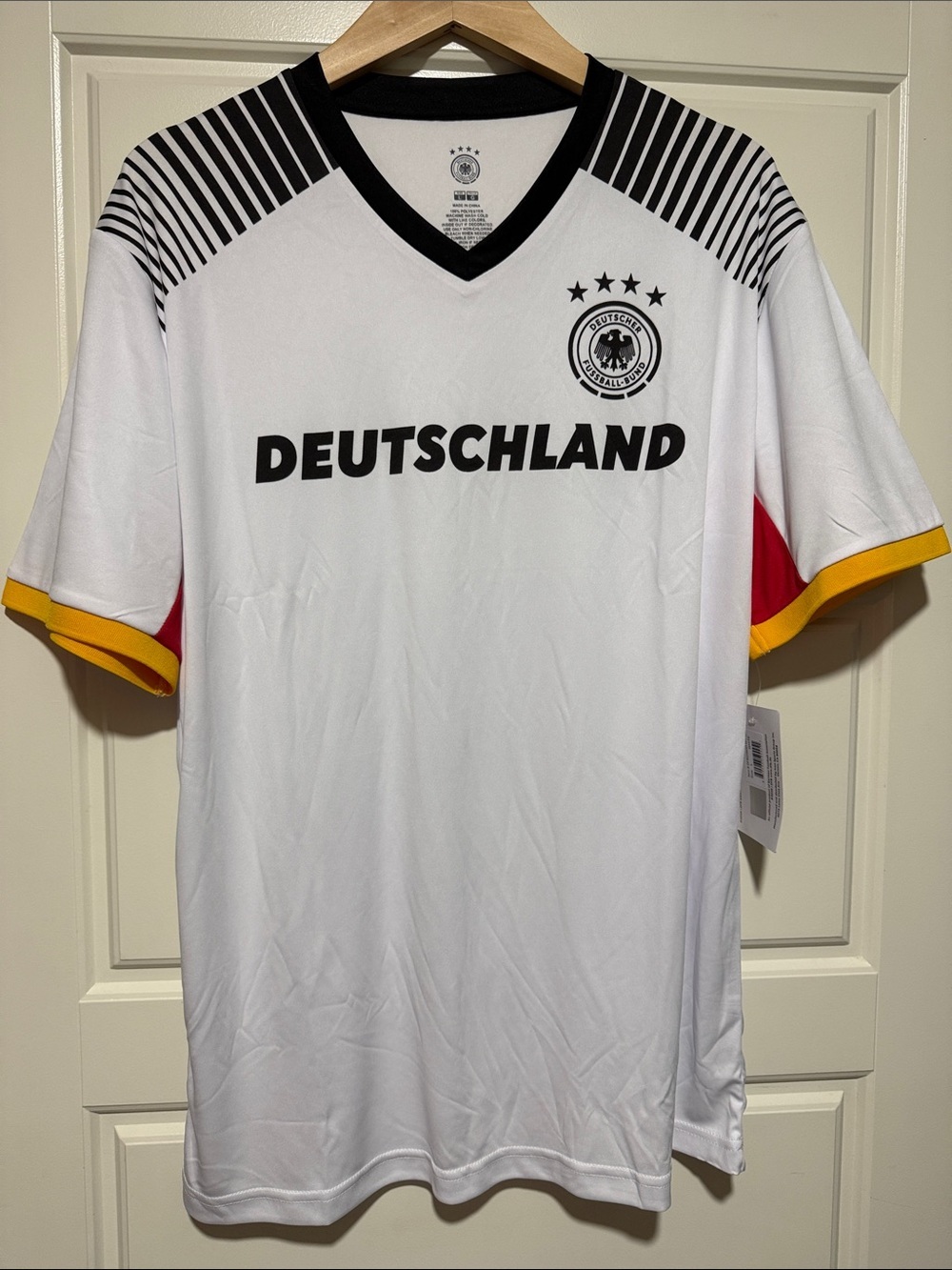 Deutschland Men's White soccer Jersey Deutschland football with Black Crest